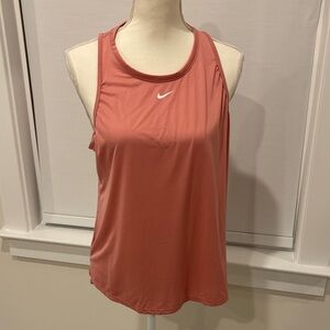 Nike workout tank